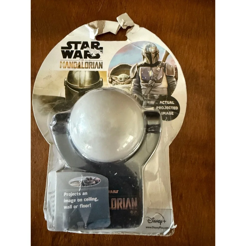 Star Wars The‎ Mandalorian The Child LED Night Light Projector Jasco